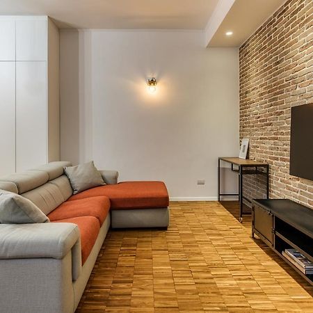 Beplace Apartments In Isola Milan Bagian luar foto